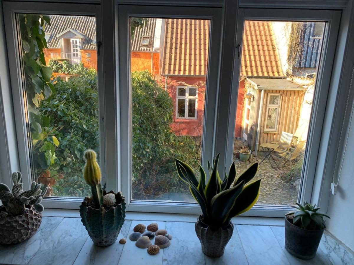 Quiet Room With A Lovely View Århus Exteriér fotografie